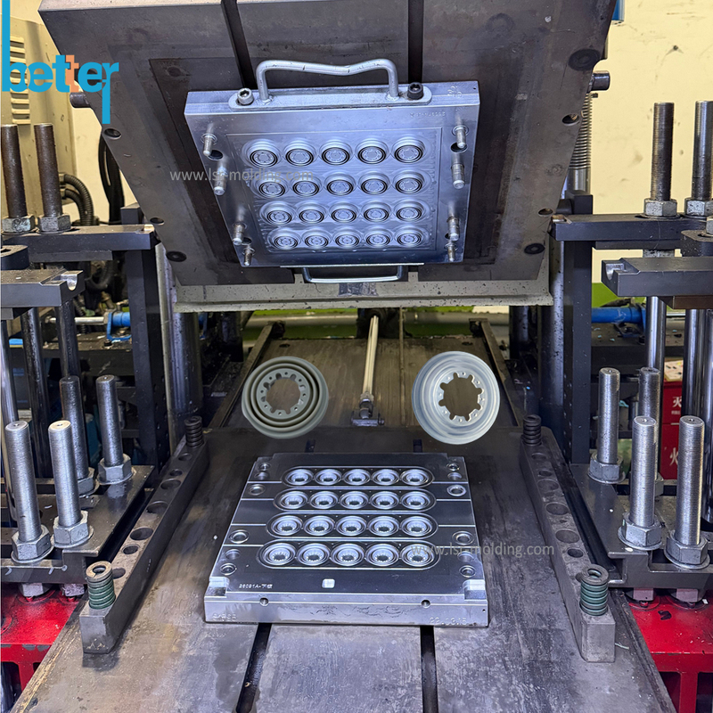 Trocar seal assembly LSR injection molded trocar seal